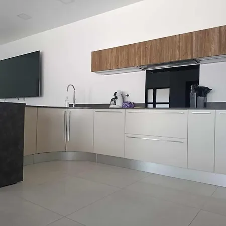 Moderne Climatisee, Piscine Billard Jacuzzi Villa *
