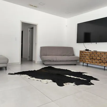 Moderne Climatisee, Piscine Billard Jacuzzi Villa